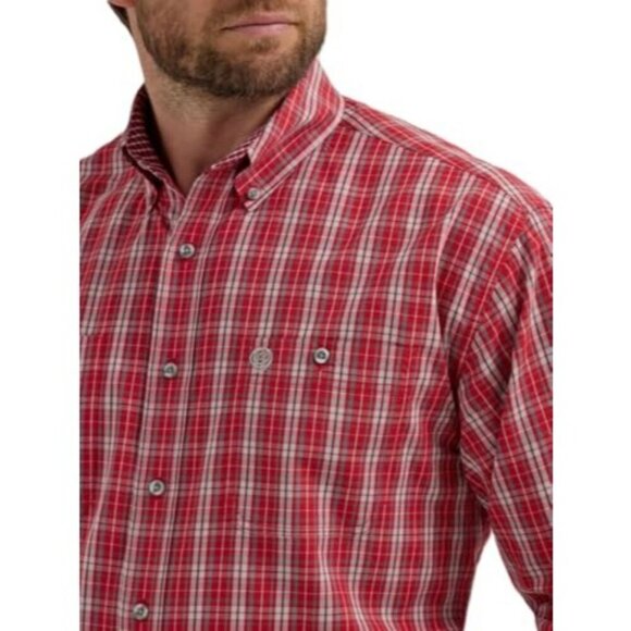 Wrangler Men's George Strait Long Sleeve Relaxed Fit Plaid Button Shirt Red - Picture 1 of 3
